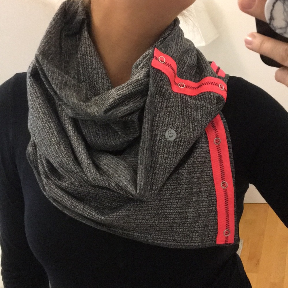 Apana Infinity Scarf 🧣